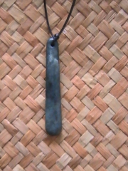 Roimata (Teardrop) 2.5 Inch